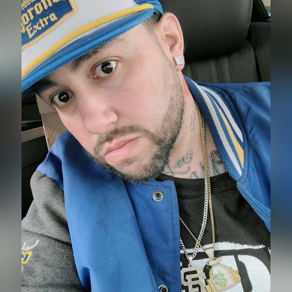 Meet your Posher, Eric - Picture 5 of 5